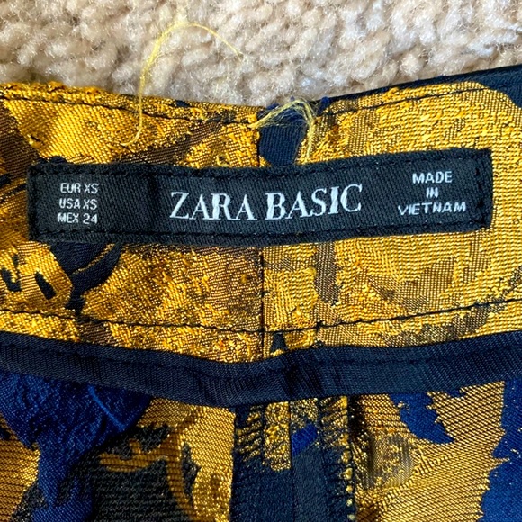 Zara - Picture 3 of 5